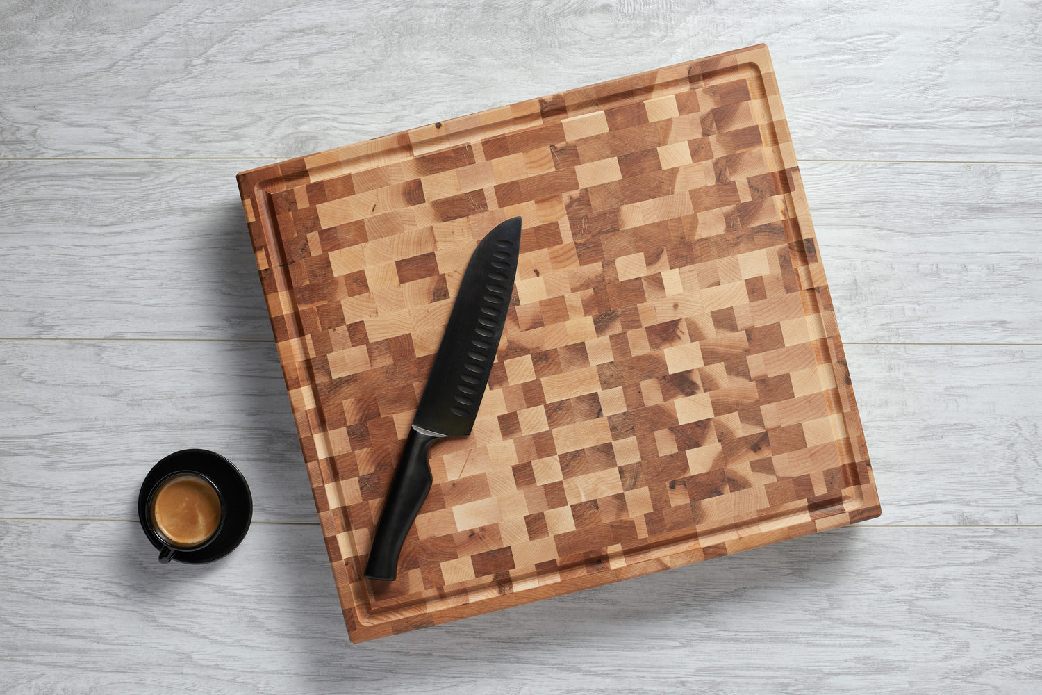 Butcher block with groove and wooden feet (16 x 18 x 2 in)