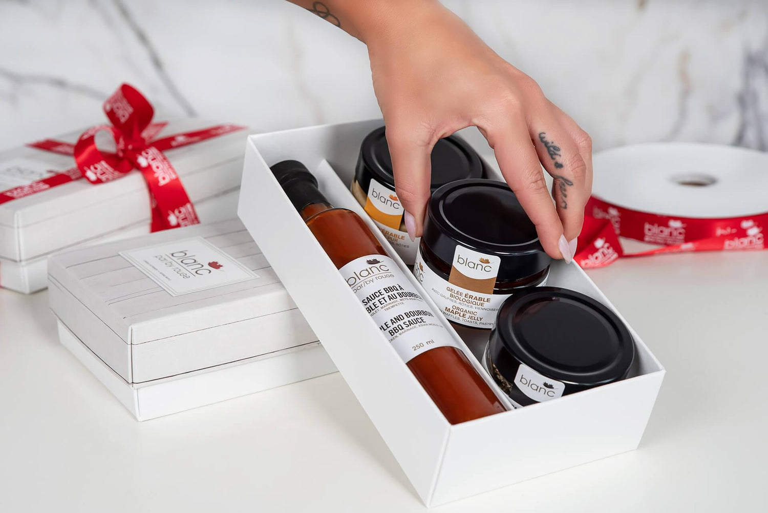 Creer votre coffret prestige plus - cadeaux corporatifs gourmets maplegift blanc par rouGe