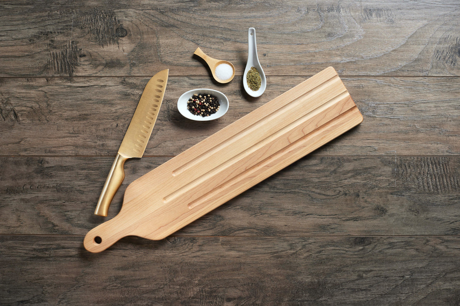 Planche à pain avec rainures pour miettes (5 x 24 x 0.75 po)